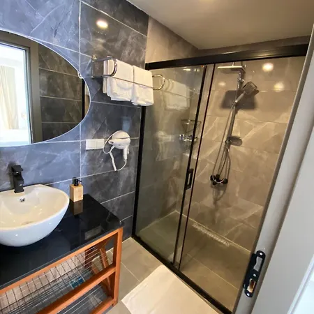 ベッド・アンド・ブレックファスト Melengec 3*