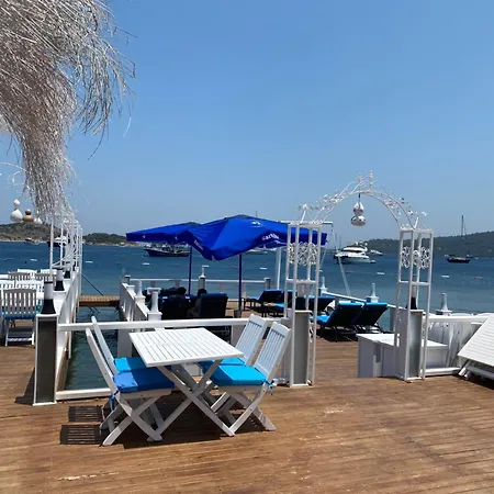 Melengec Bed & Breakfast Golturkbuku